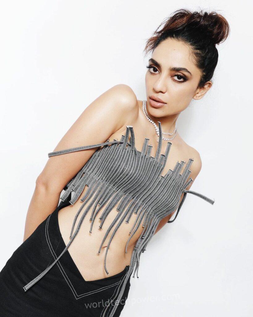 356964241 1303981433532889 8007279049436800740 n – Sobhita Dhulipala In Her Bo*ld Silver Minimize-Out Twine Is A Sight To Behold! – World Tech Power