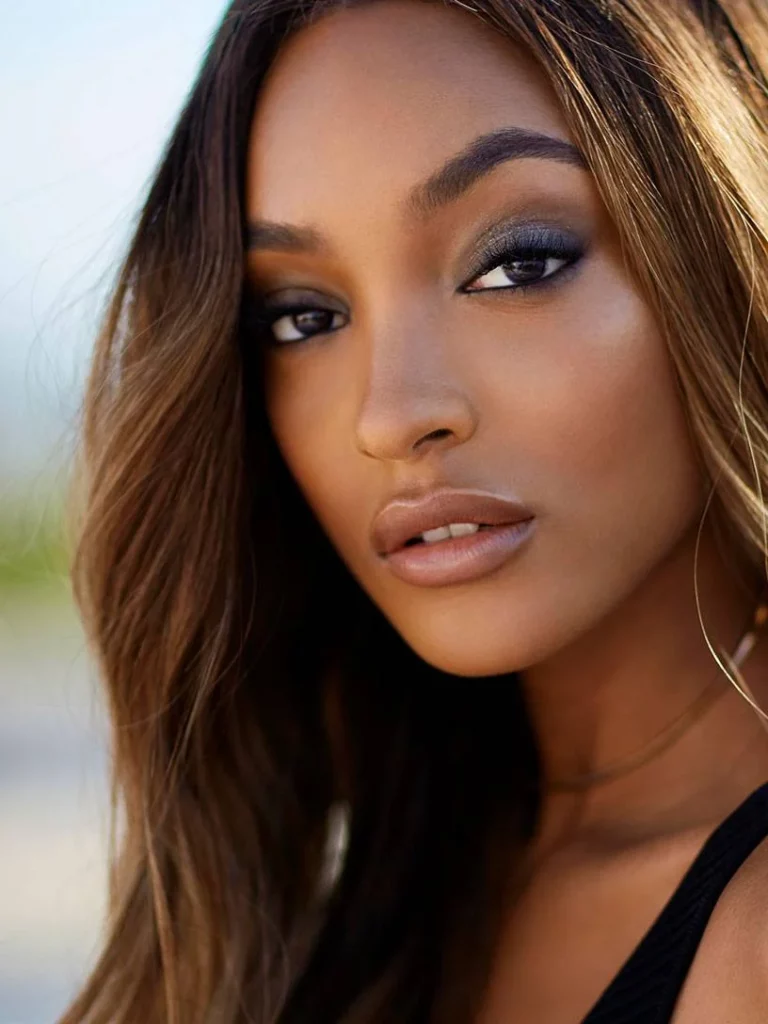 5 jourdan dunn profile image 3x4 – 10 Sizzling Instagram Babes which might be dominating the world with their hotness in 2023 – World Tech Power