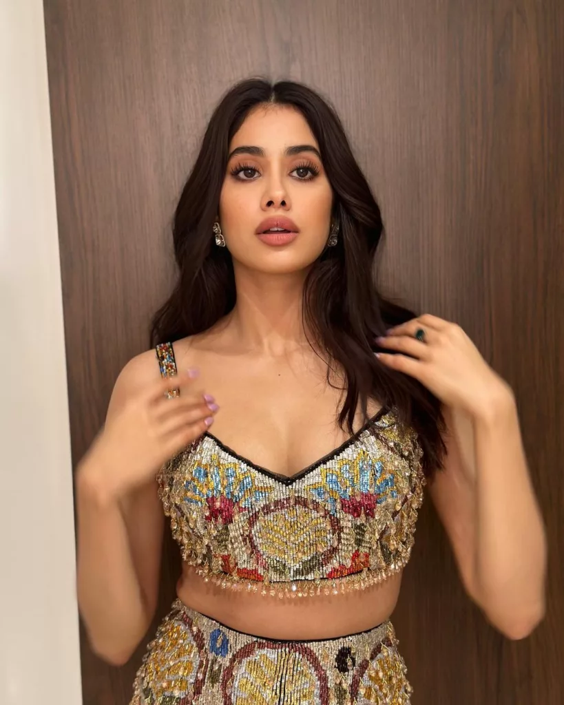 361386940 954371232585463 5226940081614685694 n – Janhvi Kapoor In Manish Malhotra’s Mermaid Skirt Is The Excellent Celebration Outfit – World Tech Power