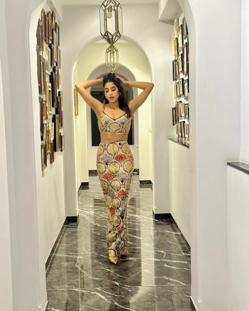 361901909 573719514731684 8808259740141400761 n – Janhvi Kapoor In Manish Malhotra’s Mermaid Skirt Is The Excellent Celebration Outfit – World Tech Power
