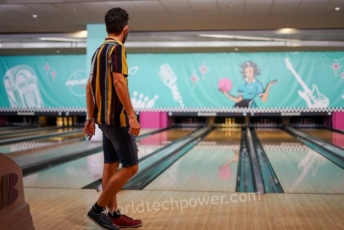 Screenshot 4 – From Hollywood To Alleys: The Surprising Story Of Charlie Sheen Bowling Shirts – World Tech Power