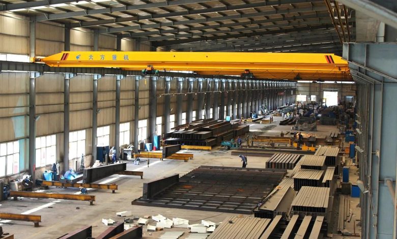 Exploring the Evolution of Overhead Cranes in Modern Manufacturing